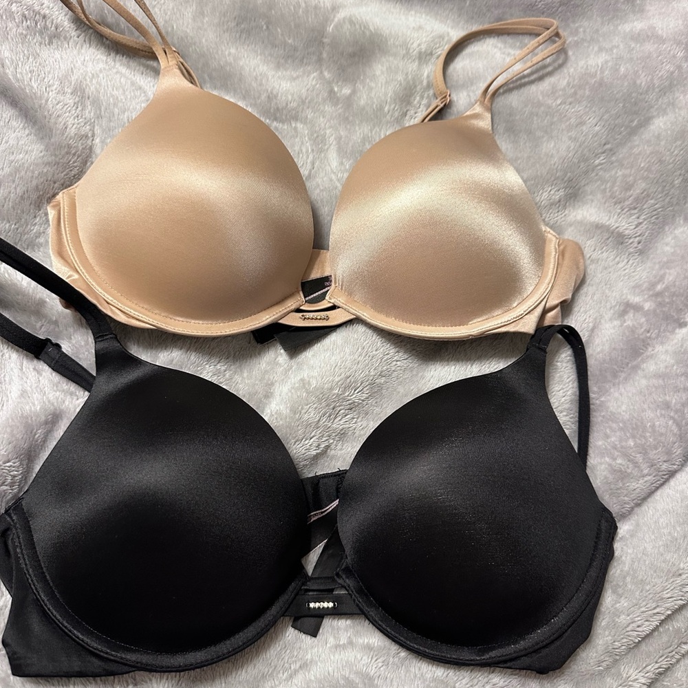 Victoria's Secret very sexy Black and Tan Bras with Smooth Molded Cups